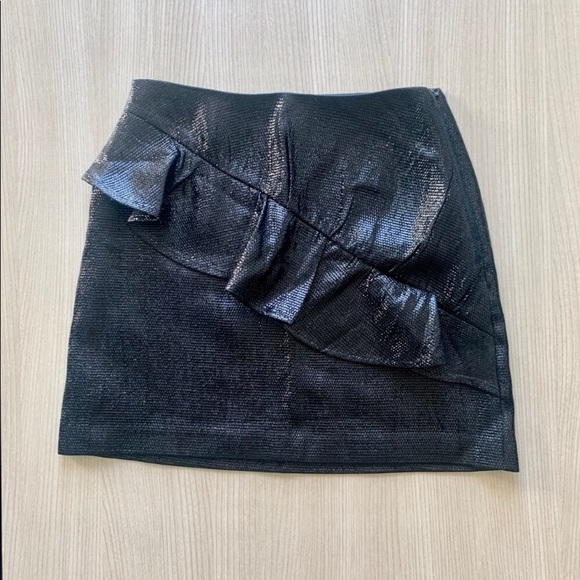 Zara Black Metallic Shiny Ruffle Mini Skirt - Picture 1 of 5